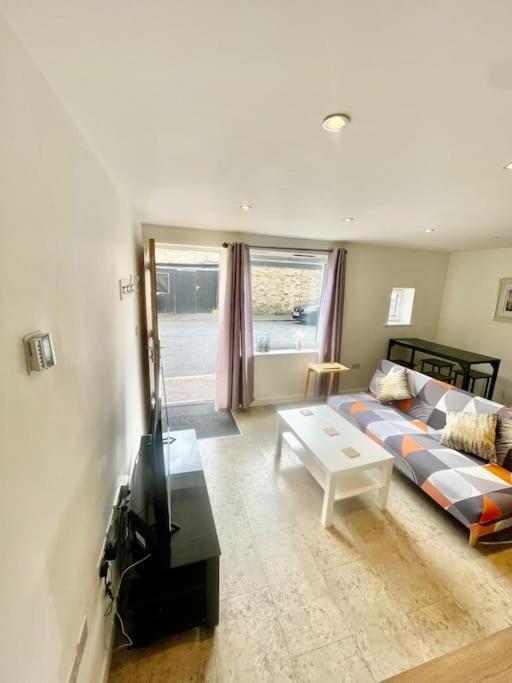 Cambridge City Centre Studio, Sleeps 3 Экстерьер фото